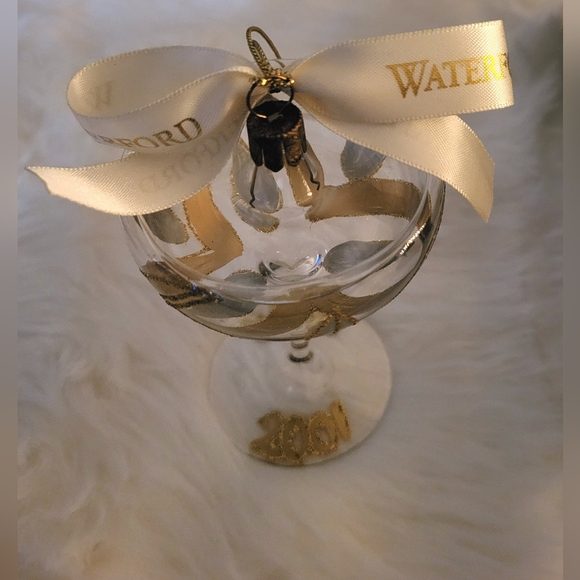 Waterford Crystal Holiday Heirlooms New Years Toast Ornament New In Box - Picture 4 of 6